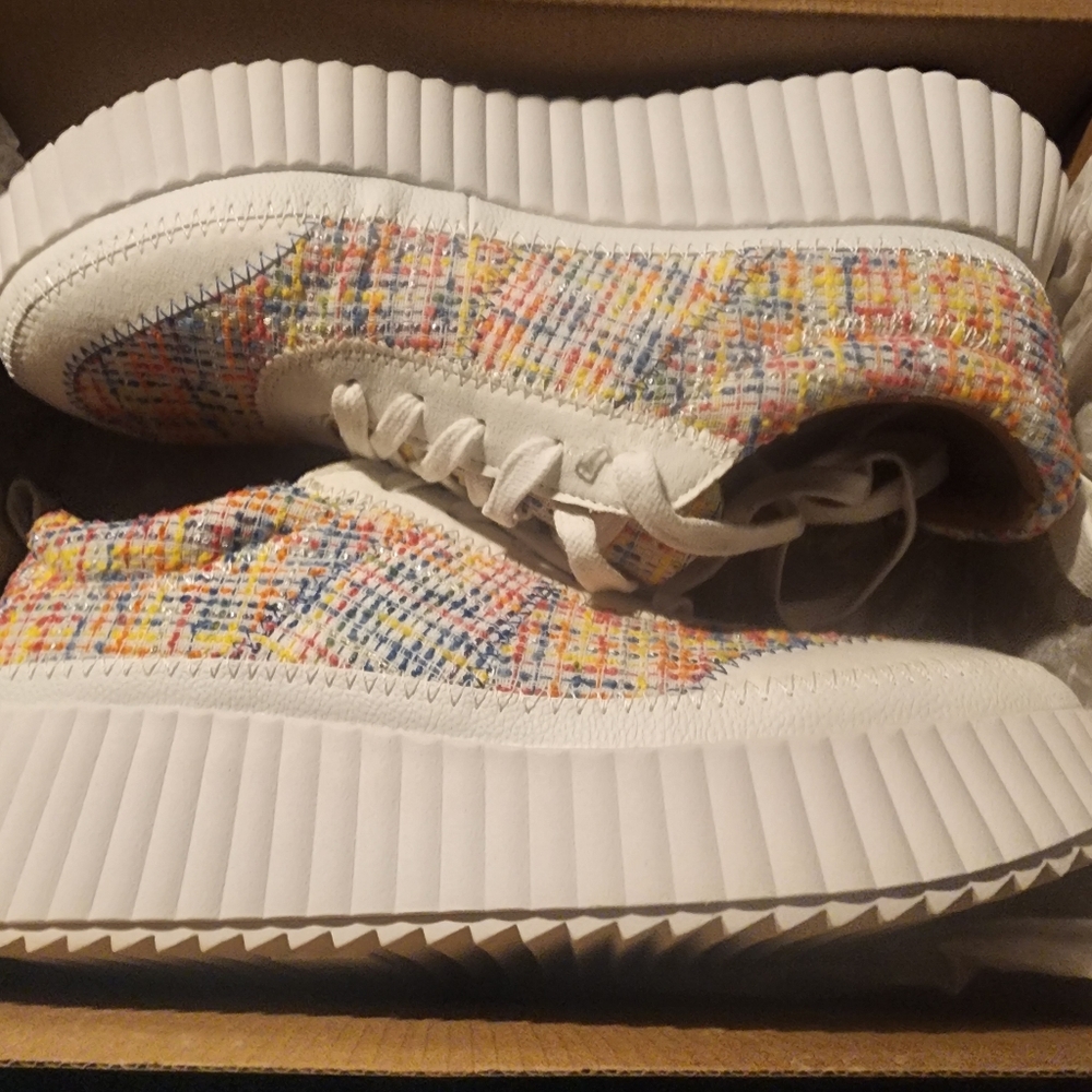 NEW Zodiac Sneakers